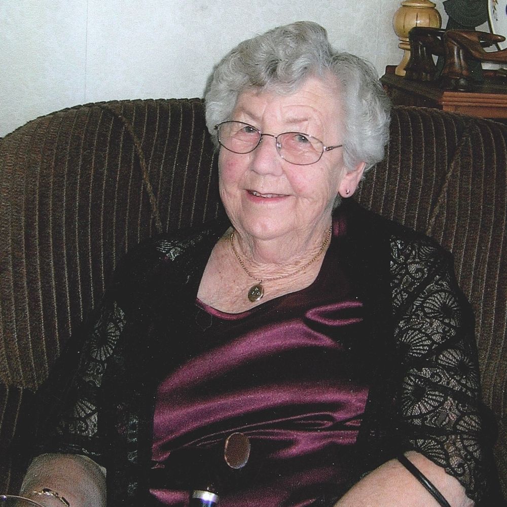 Notice for Margaret Rosalind (Peggy) Johnston