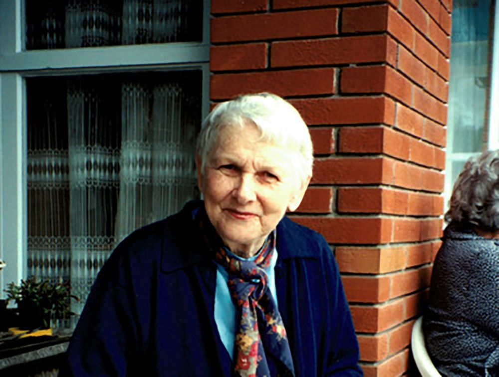 Notice for Joan Irene Richards