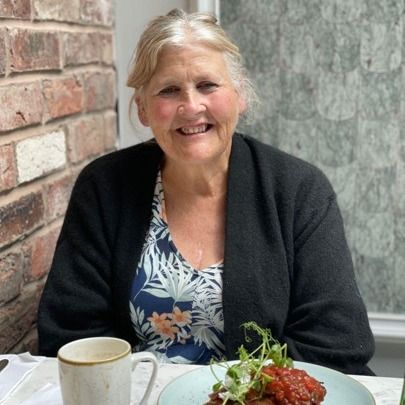 Notice for Yolande Elizabeth Hastings