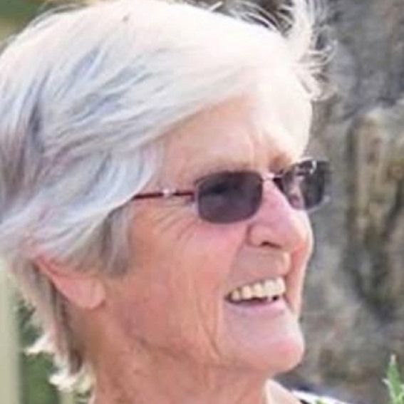 Notice for Mary Lynette Farnell