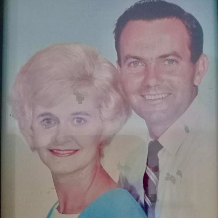 Notice for Shirley Davies