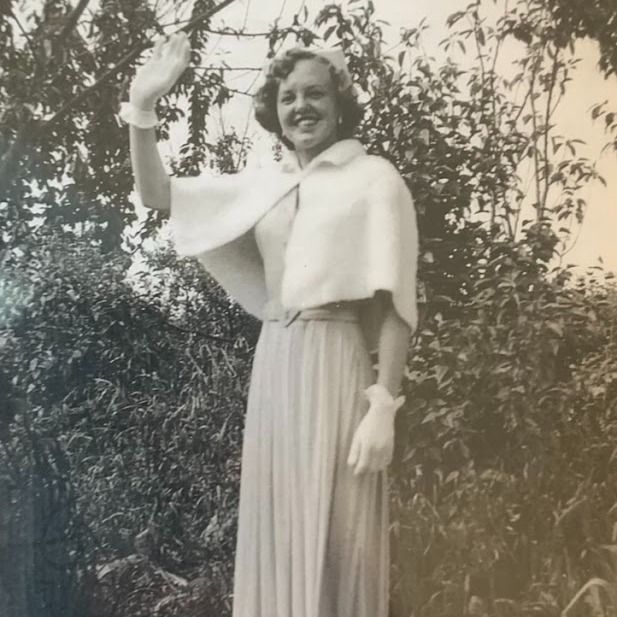 Notice for Evelyn Dorothy Peryman