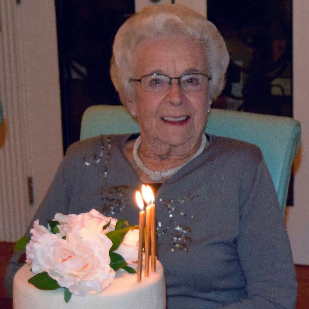 Notice for Yvonne Naismith Paterson