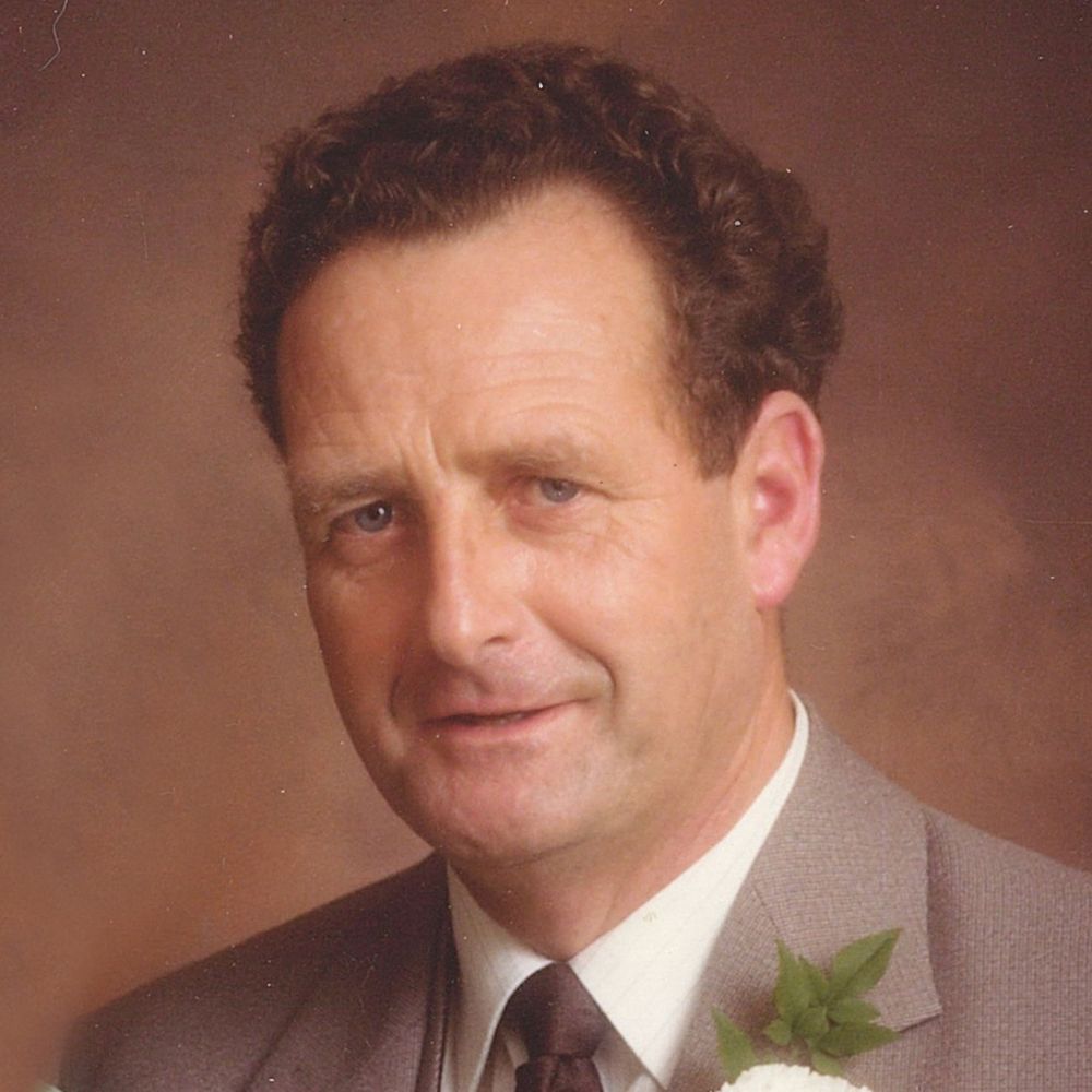 Notice for Maurice Desmond Strange