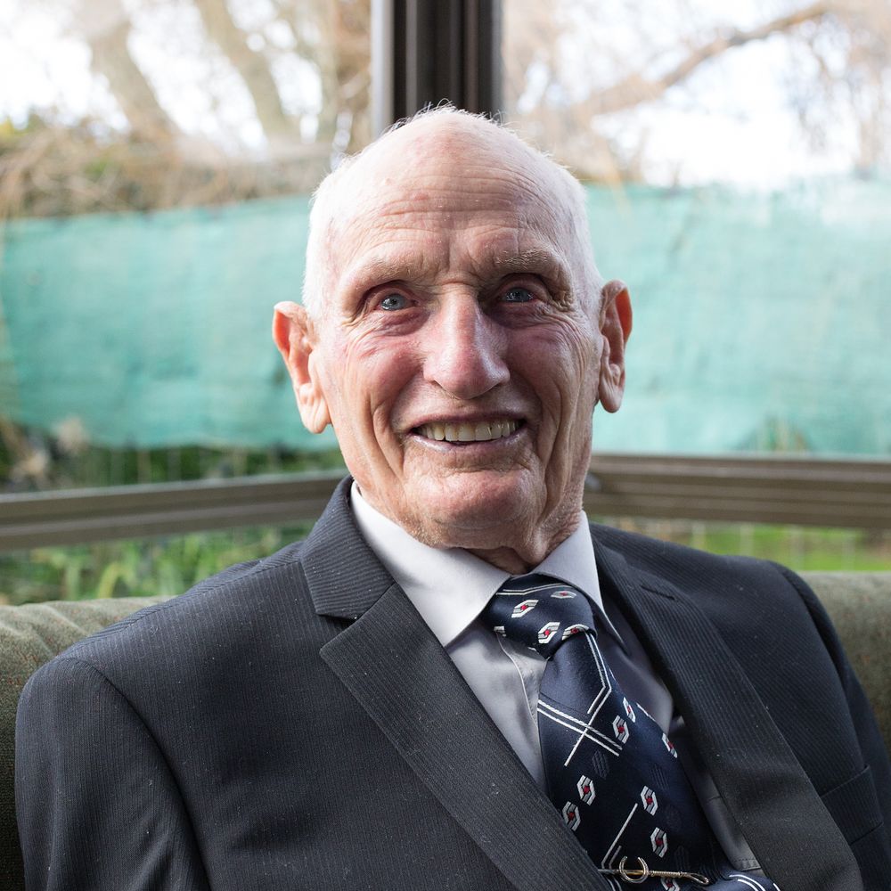 Notice for Gordon Frederick King